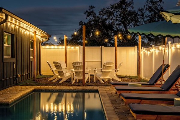 Piscina a l'aire lliure i piscina climatitzada