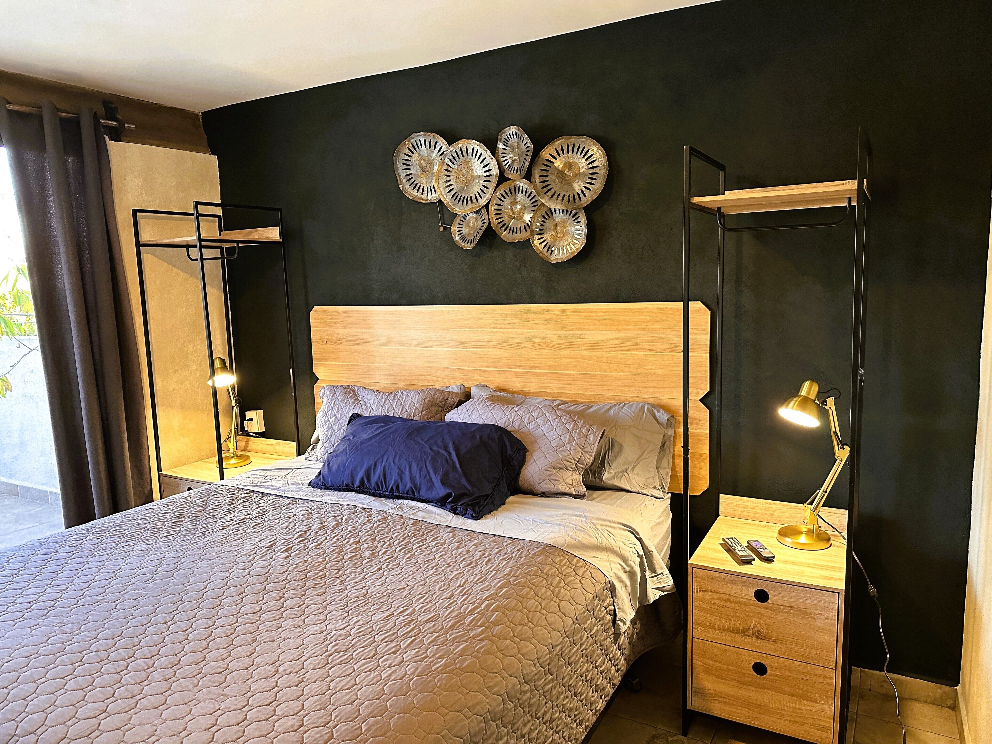 Habitación de diseño, balcón | Decoración individual, mobiliario individual, cortinas opacas