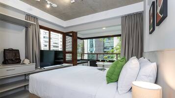 Standard Studio | Blackout drapes, free WiFi, bed sheets