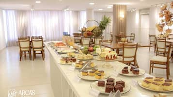 Tägliches inbegriffenes Frühstücksbuffet