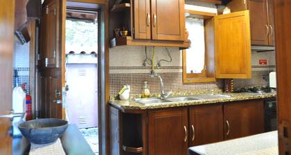 Casa de Fora Refuge of Tranquillity Surrounded by the exuberant nature of the Minho region