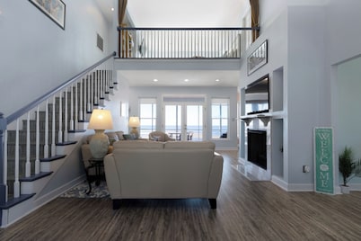 Sunset View Beach House in Ocean Springs - Beachfront property