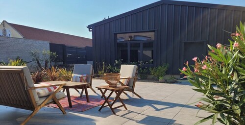 Industrial-style B&B in Peuplingues