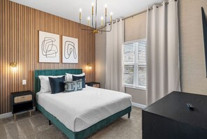 5 habitaciones, tabla de planchar con plancha y cuna de viaje 