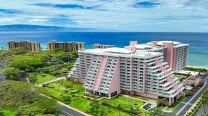 Exterior - Experience Paradise at Hilton's Ka’anapali Beach – 1 Bedroom Deluxe Ocean View (Lahaina)