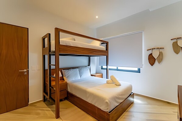 1 bedroom, iron/ironing board, Internet, bed sheets - Well-equipped Lock-Off Studio 106 South (Tulum)