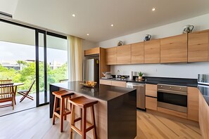 Fridge, microwave, oven, dishwasher