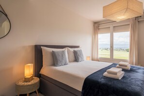 Hypo-allergenic bedding, desk, laptop workspace, free WiFi - Amanthos Living Nyon (Self Check In) (Duillier)