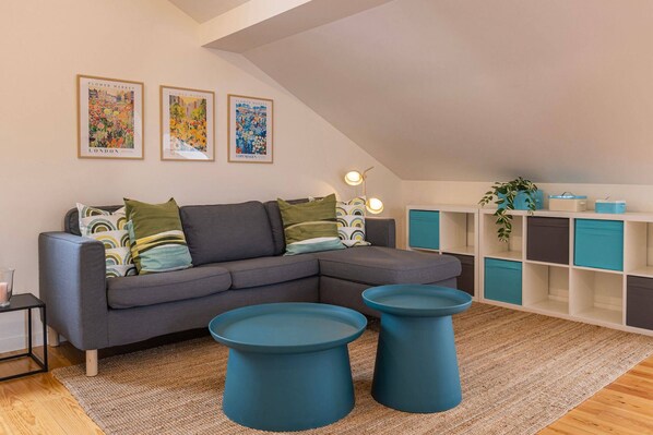 TV