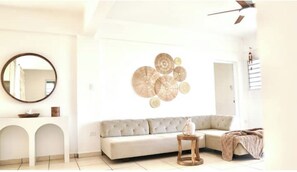 Smart TV, tenis de mesa y libros