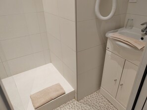 Bathroom - Hôtel Au Grand Duquesne  (Dieppe)