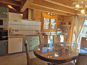 Frigorifero, microonde, forno, lavastoviglie