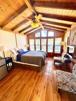 基础小屋, 1 张大床, 无烟房 | 免费 WiFi、床单