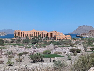 2-bedroom resort in beautiful Danzante Bay, Loreto, Baja Sur CA, Mexico, 