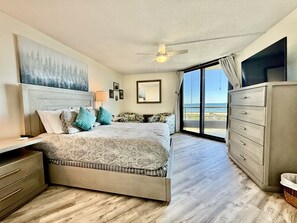 2 slaapkamers, een strijkplank/strijkijzer, gratis wifi, beddengoed