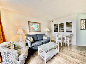 TV - Tropical Resort 1BR 307 (North Myrtle Beach)