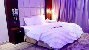 Superior Süit, Şehir Manzaralı | Dizüstü bilgisayar çalışma alanı, ses yalıtımı 