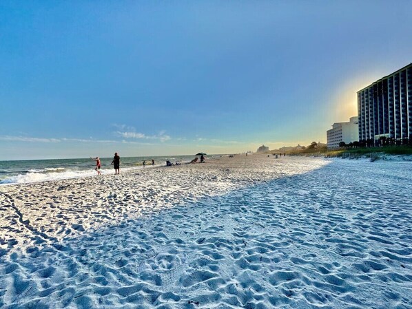 Tæt på stranden