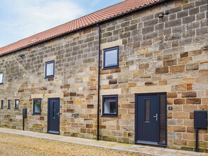 Exterior - Oak Cottage - UK48269 (Whitby)