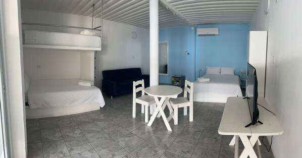 Besorolás nélküli kép, 1. 12 közül, gomb