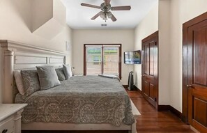 4 camere, una scrivania, ferro/asse da stiro, Wi-Fi