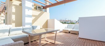 Rocha's Residence Ferragudo - Exclusive Villa, River View, Central & Near Beach