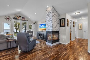 Smart TV, fireplace, video games