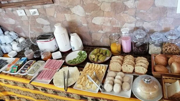 Free daily continental breakfast  - Hotel Salty House  (Uyuni)