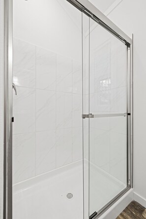 Shower, towels