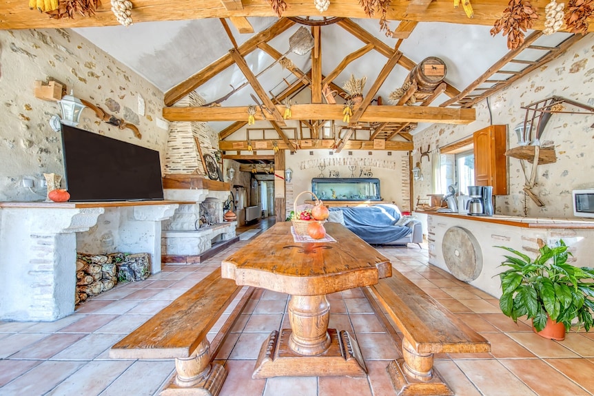 Maison De Vacances 'Le Moulin' Avec Piscine Privée, Terrasse Privée Et Wi-fi - Charente