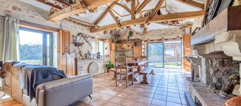 Holiday Home 'Le Moulin' with Private Pool, Private Terrace and Wi-Fi