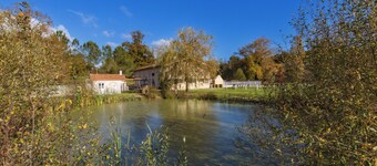 Ferienhaus 'L'Ecurie' mit privatem Pool, privater Terrasse und Wi-Fi