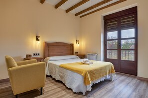 1 quarto, Wi-Fi de cortesia, roupa de cama