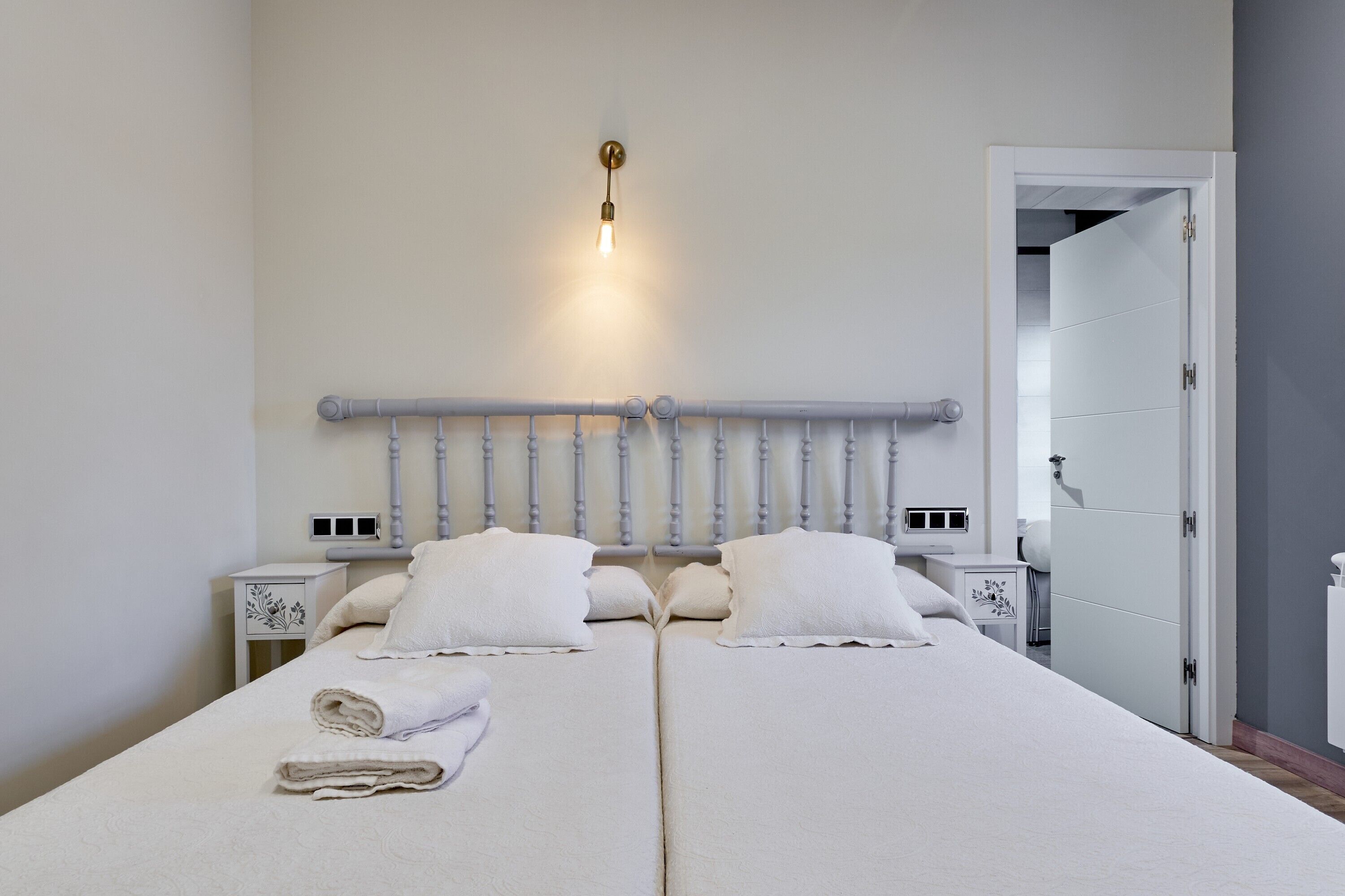 1 makuuhuone, ilmainen Wi-Fi, vuodevaatteet