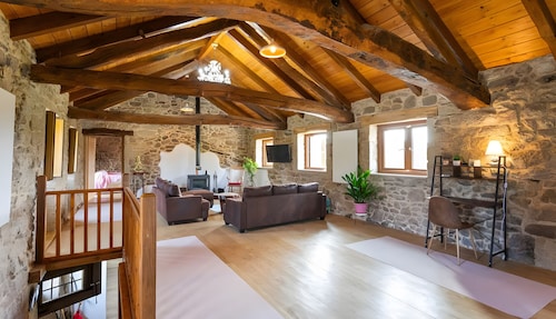 Eco-Friendly House in Nature 'The Land Of Eve' with Private Garden and Wi-Fi