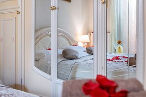 1 slaapkamer, een strijkplank/strijkijzer, gratis wifi, beddengoed