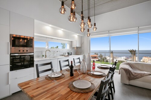 Villa de vacances 'Carlota' avec vue sur mer, piscine privée et Wi-Fi