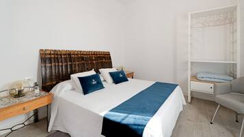 1 chambre, fer et planche à repasser, accès au Wi-Fi (inclus)