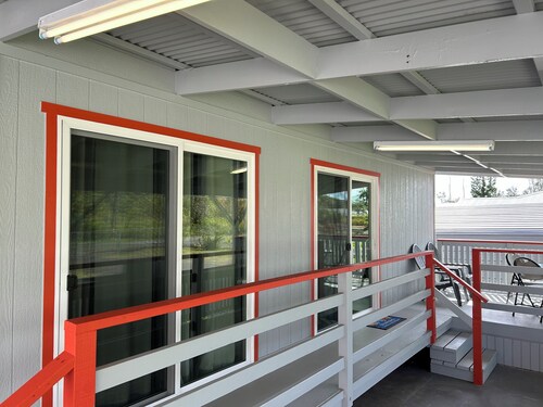 Enjoyable cottage with free private parking in charming Pāhoa