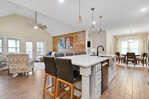 Interior - -Ultimate KC BNB-21 Guests-30 night min-Heated POOL-GoldenTee-Poker-KS Speedway- (Kansas City)