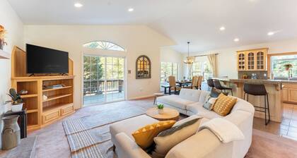 Blitzen by Avantstay Pet-friendly Tahoe Retreat, Near Heavenly Ski Resort