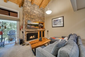 Fernseher, Kamin, Computerbildschirme