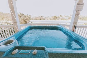 Outdoor spa tub - Coastal Distancing: Oceanside, Private Pool, Hot Tub, Close to Beach (Nags Head)