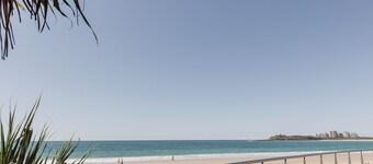 Family-Perfect Home: Relax, Swim, Explore, Repeat!