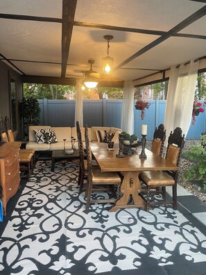 Outdoor dining