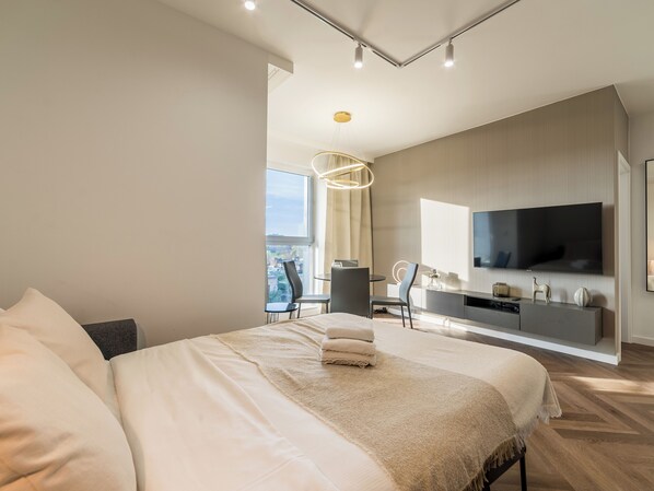 1 bedroom, iron/ironing board, bed sheets