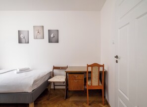 1 bedroom, iron/ironing board, WiFi, bed sheets