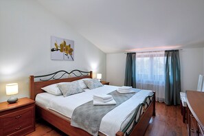 3 bedrooms, Internet