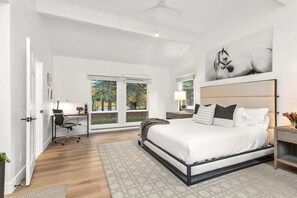 4 bedrooms, iron/ironing board, free WiFi, bed sheets