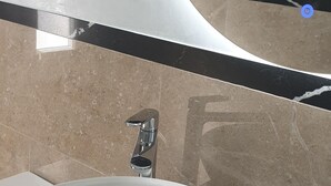 Apartamento, 1 quarto, para fumantes, sacada | Comodidades do banheiro